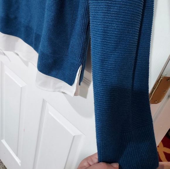 Hilary Radley Blue Crew Neckline Long Sleeve Sweater in Size XL - Picture 10 of 14